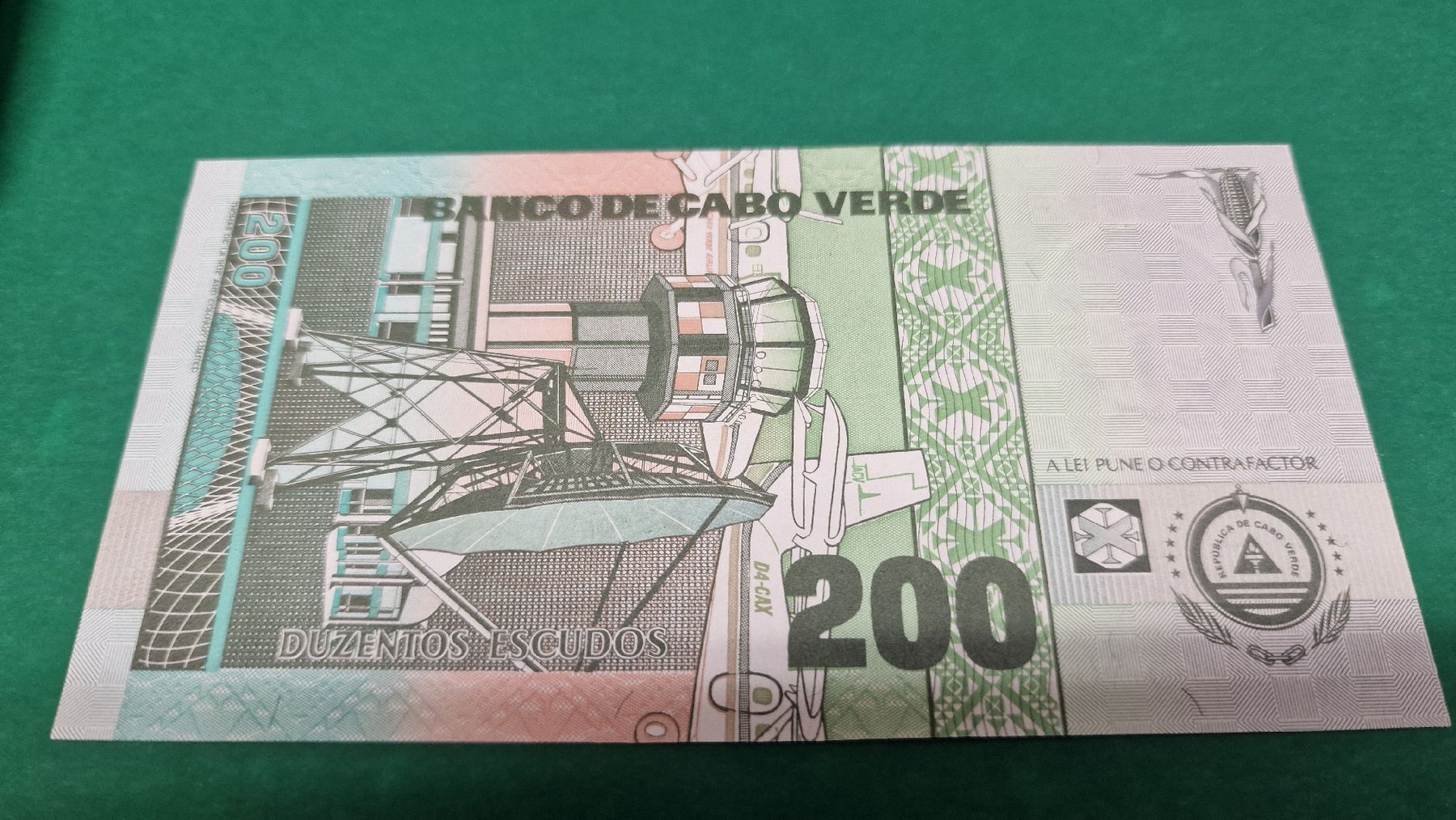 Banconote: 200 Escudos Cabo Verde 1992 Banknote  – Nuovo e nell'imballaggio originale da Herisau venduto da MoneyisPower.AR 1