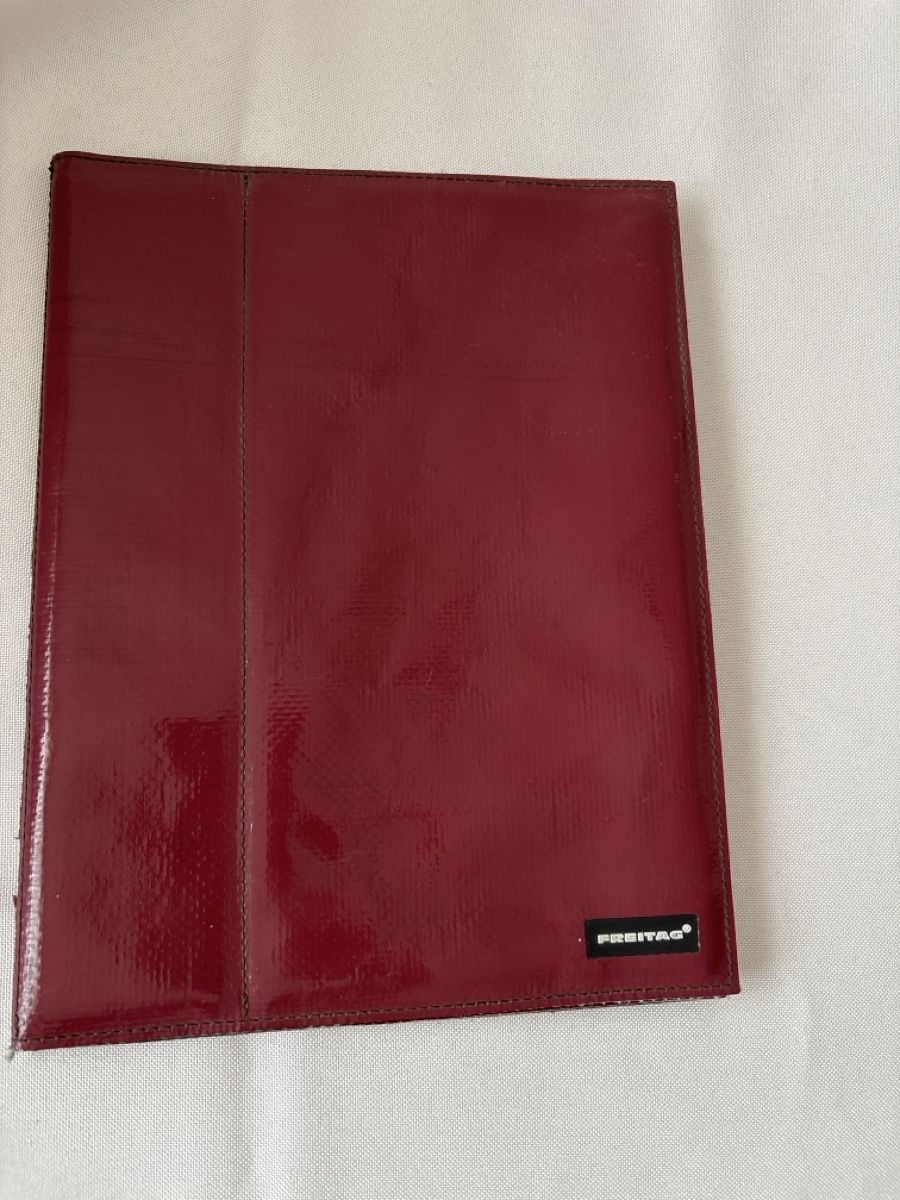 Freitag Covers & Borse: Freitag Hülle – Usato da Jona venduto da cosa03