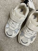 NEU Zara Sneakers Turnschuhe weiss cremefarben 24