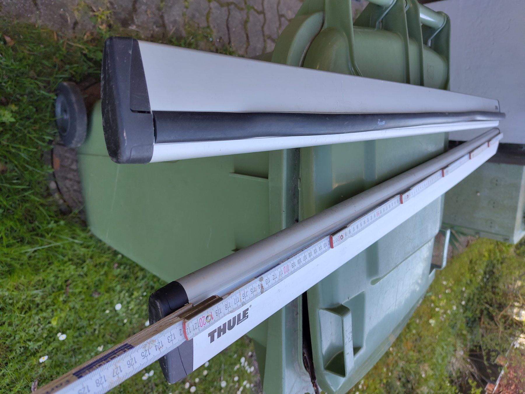 Thule Portapacchi: Thule WingBar 118 cm / Total 122 cm – Usato da Therwil venduto da PatrickBaselland 2