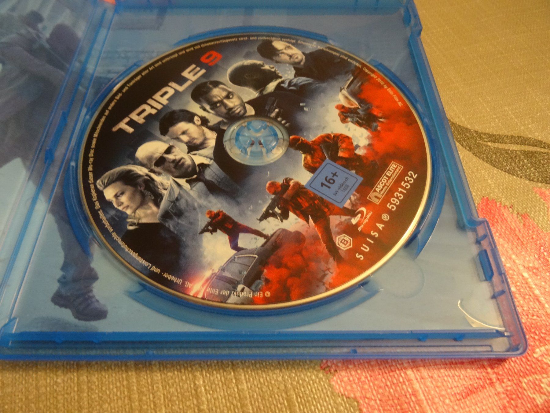 Tutti i DVDs: Triple 9 - Blu-ray – Usato da Olten venduto da Disc-Verkauf 1