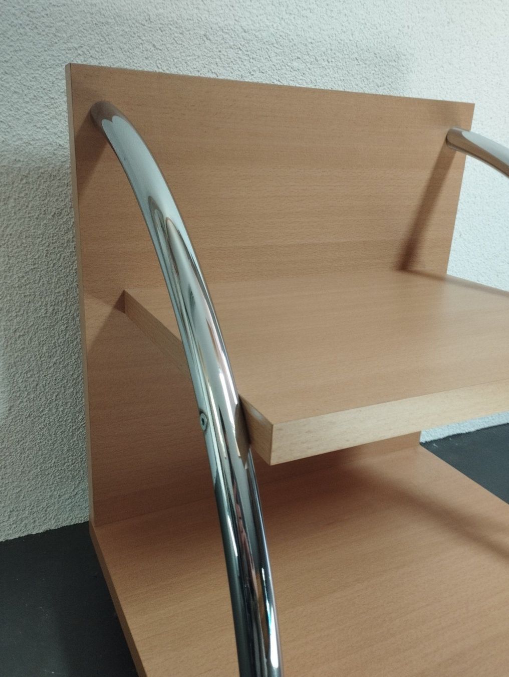 Comodini: Nachttisch Drive Einzelstück – Usato da Kloten venduto da bilgeri01 2