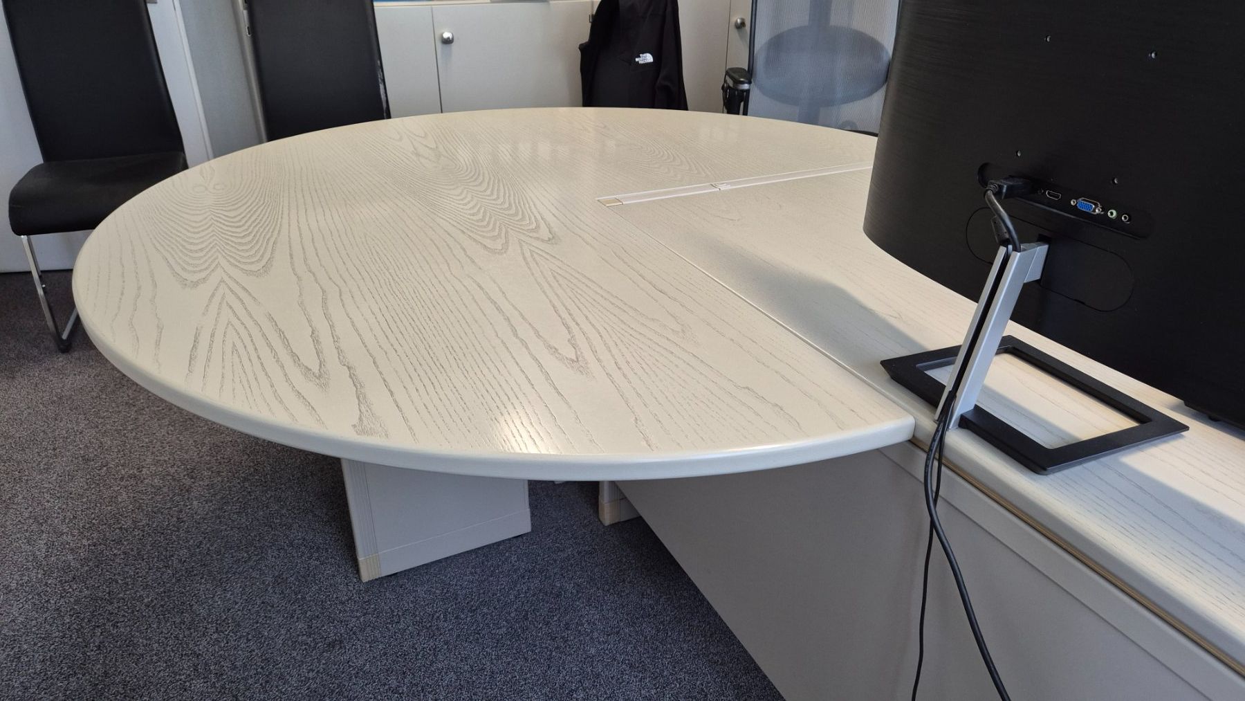 Schreibtische: Chefschreibtisch – Gebraucht aus Stettlen von kur_ss2z 6