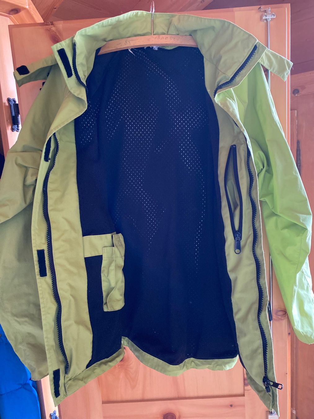 Giacche: Sommer Jacke, wasserabweisend, Grösse M, – Usato da Klosters venduto da Rigi98 1