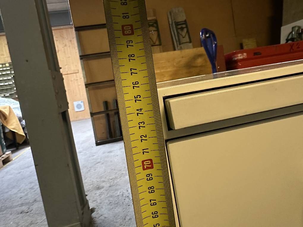 Banchi da lavoro: Schrank Schubladenstock – Usato da Bellach venduto da ret_bs5k 4