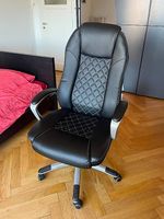 URGENT Chaise de bureau simili cuir noir, accoudoirs