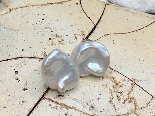 Ohrringe & -stecker: Ohrstecker mit Keshiperlen, flach – Neu (gemäss Beschreibung) aus luzern von Alpendorf1 2