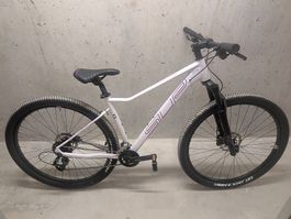 VTT - Superior XC 819 W (M) - État comme neuf (Servi 3 fois)