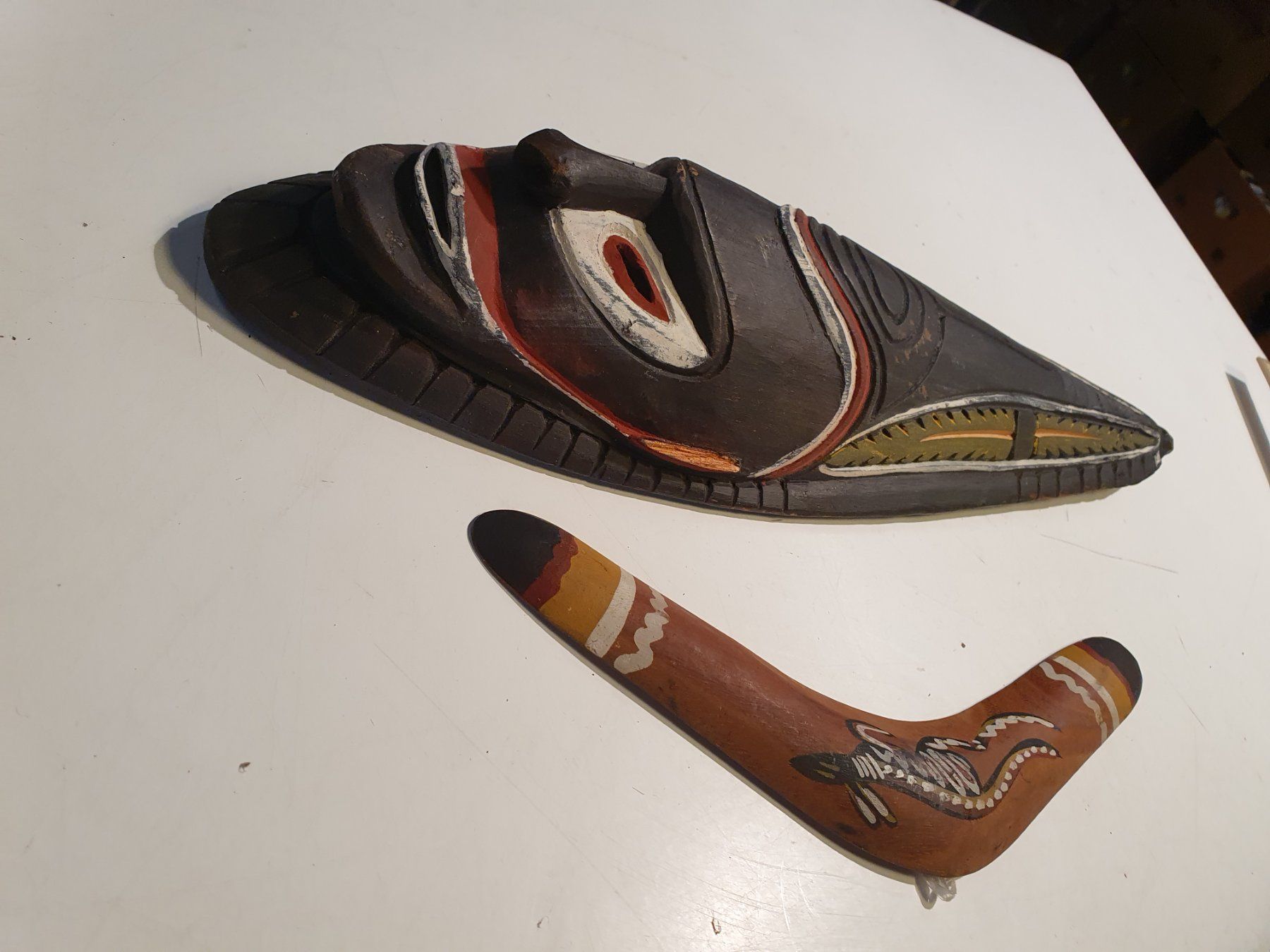 Arte internazionale: Afrikalische Maske mit Boomerrang – Usato da Zürich venduto da loosebone 1