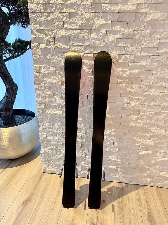 Skis: Ski Atomic Redster J2 90 cm – D'occasion à Fällanden par Natasha7 2