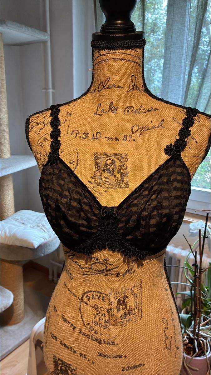 Marie Jo Sonstige Unterwäsche: Soutien-gorge noir MARIE JO – Gebraucht aus Biel/Bienne von Lianumi