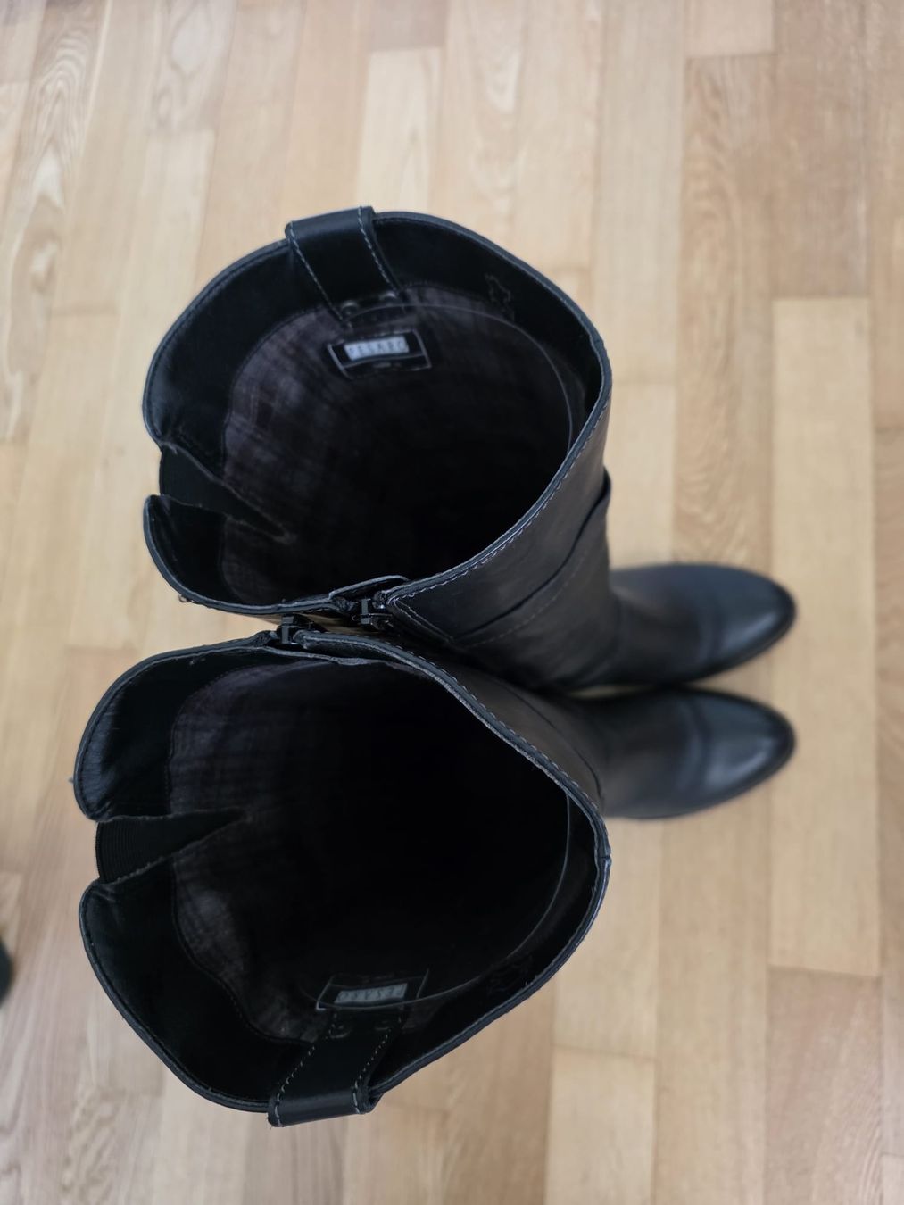 Scarpe da donna: Stiefell wenig getragen – Usato da Bätterkinden venduto da far_f282 3