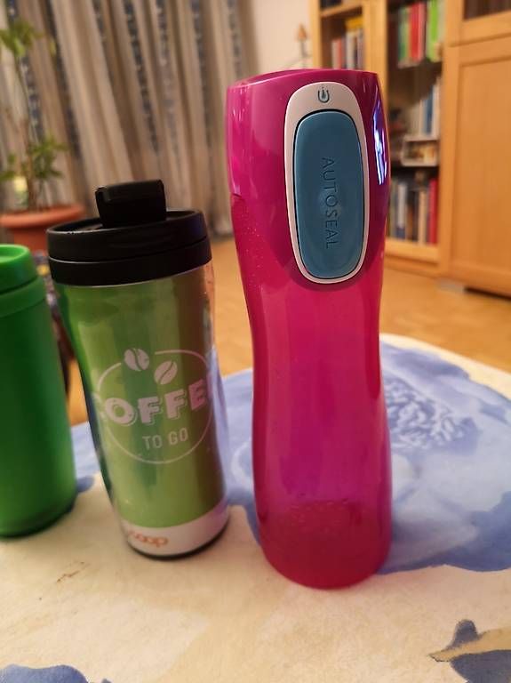 Borracce & Thermos: 3 Trinkbecher/Trinkflasche – Usato da Lyss venduto da Clarino1 1