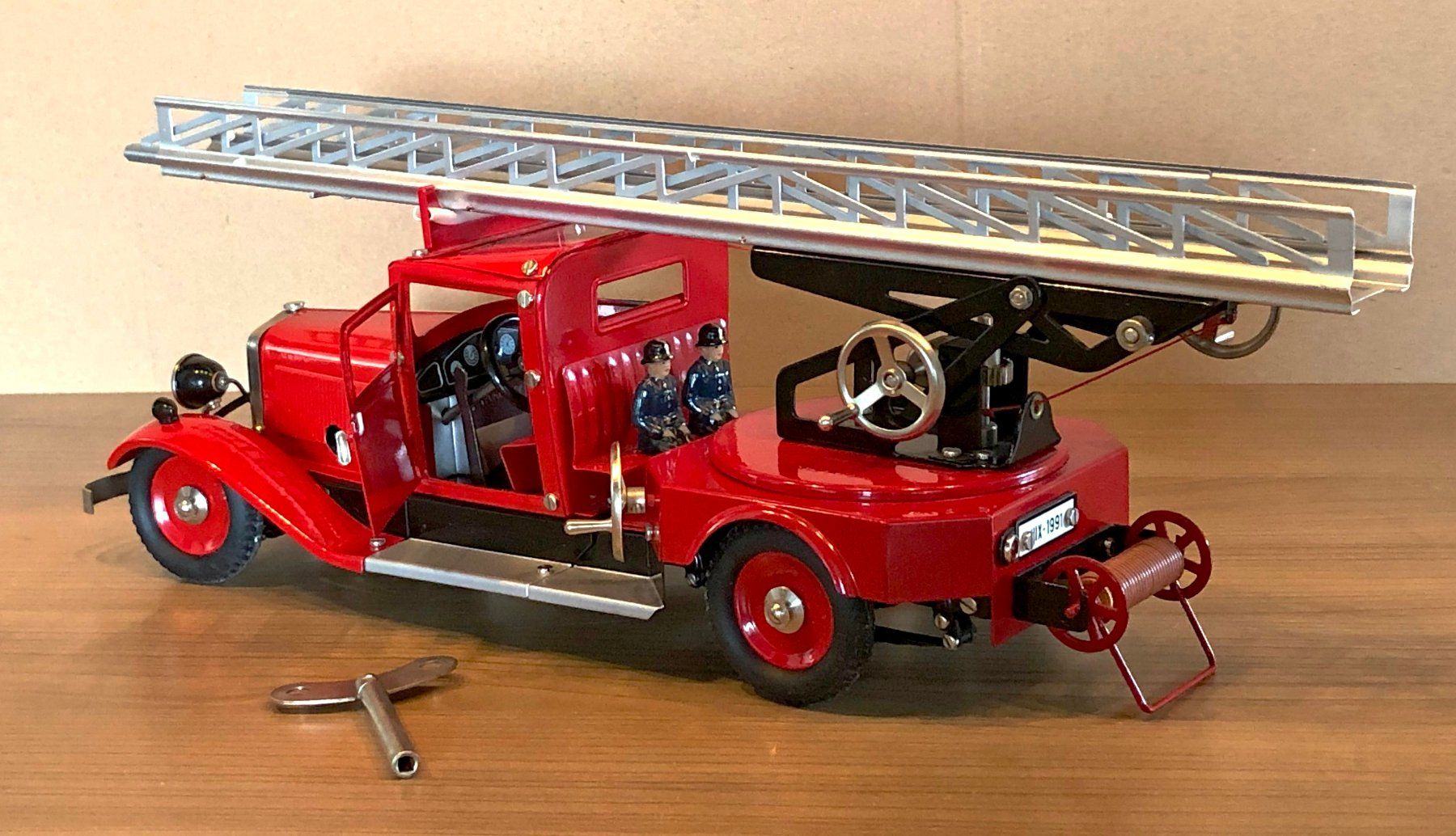 Modellini d'auto: Märklin 1991 Feuerwehrwagen – Nuovo (secondo la descrizione) da Burg AG venduto da Hubschrabi 4