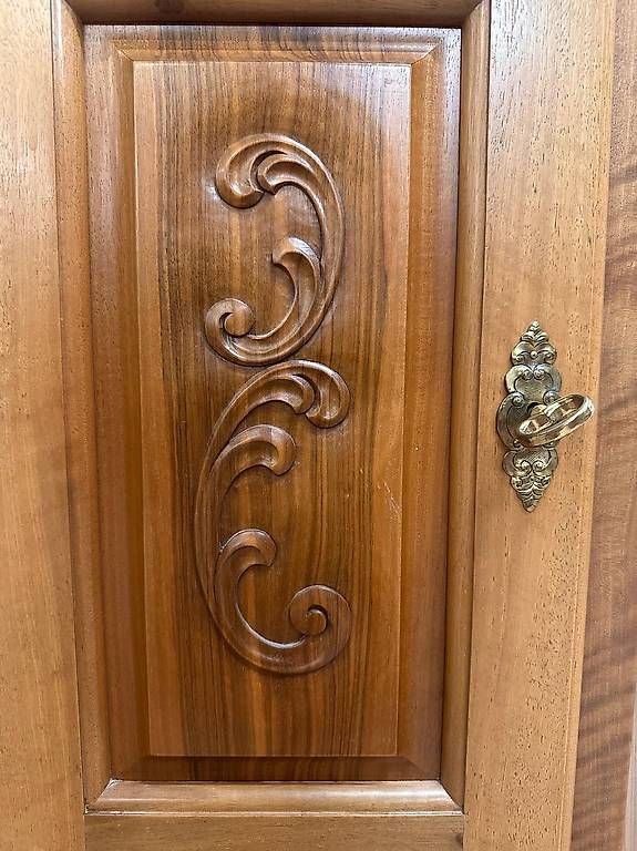 Nachttische: Vintage Barock Ecktischchen Nussbaum Fässler – Gebraucht aus Obernau von Arche_Noah_Brocki 5