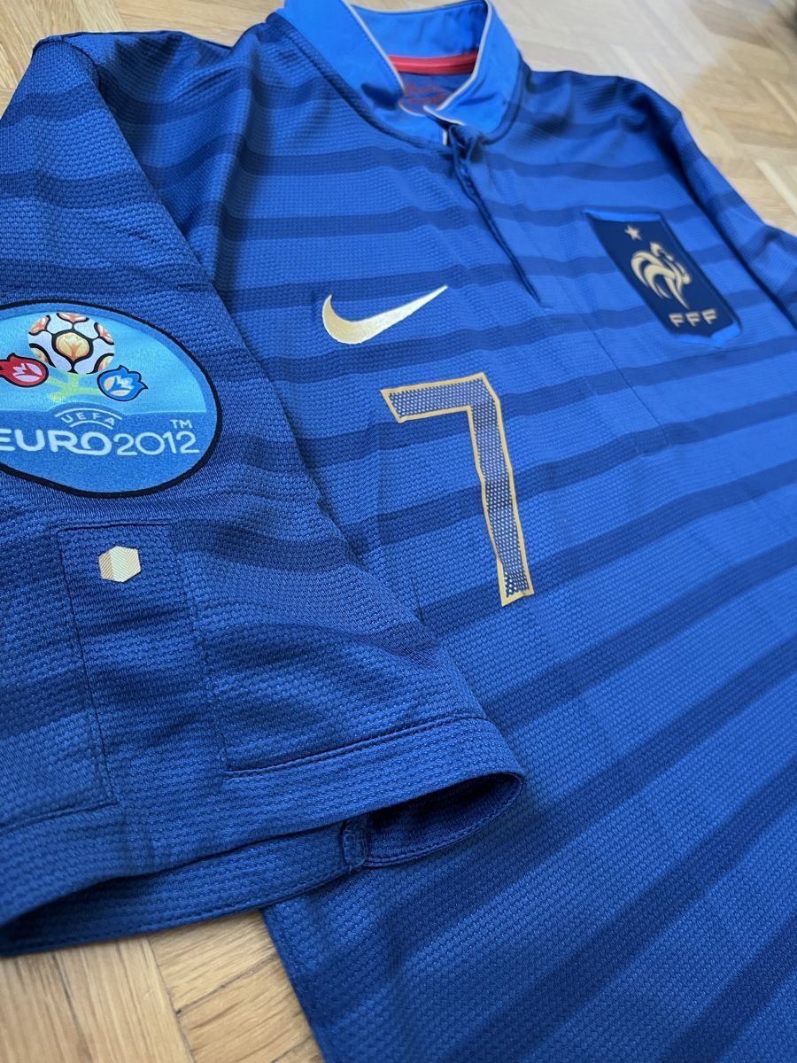 Nike Canottiere & Pantaloni: Original Ribery Frankreich Trikot EM 2012 M – Usato da Burgdorf venduto da Shirtsy 2