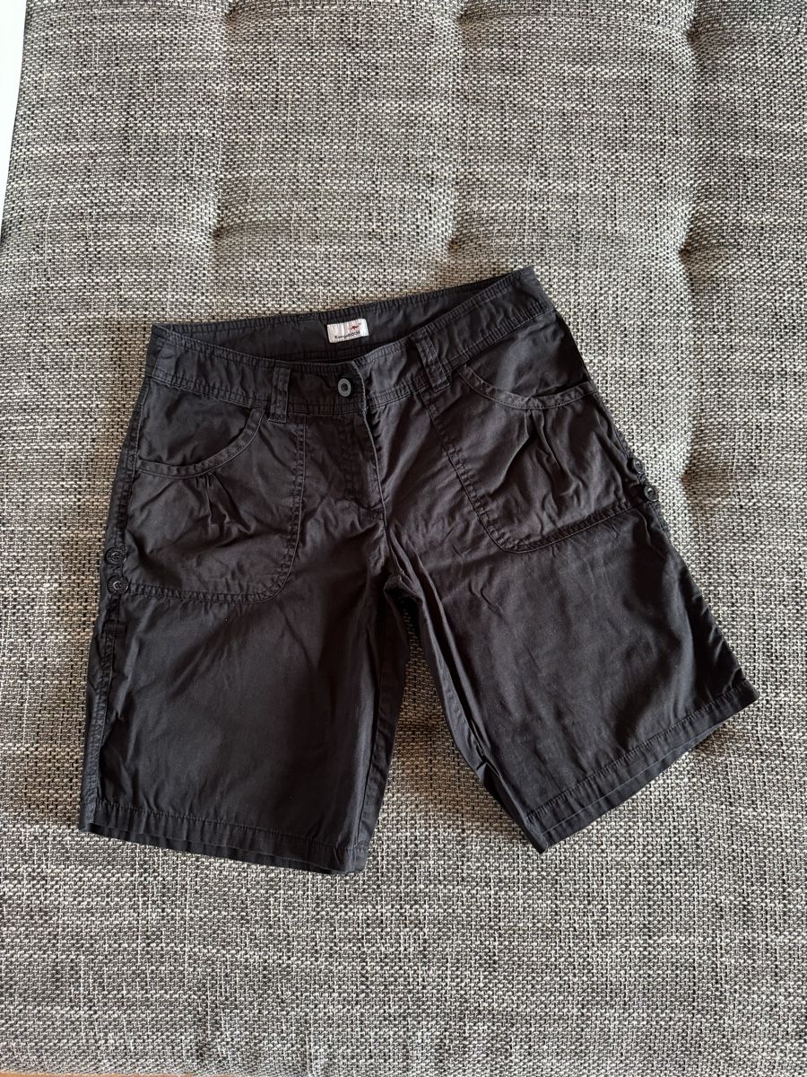 Hosen: KangaROOS Shorts Grösse 36 schwarz – Gebraucht aus Gommiswald von Aloha.Spirit
