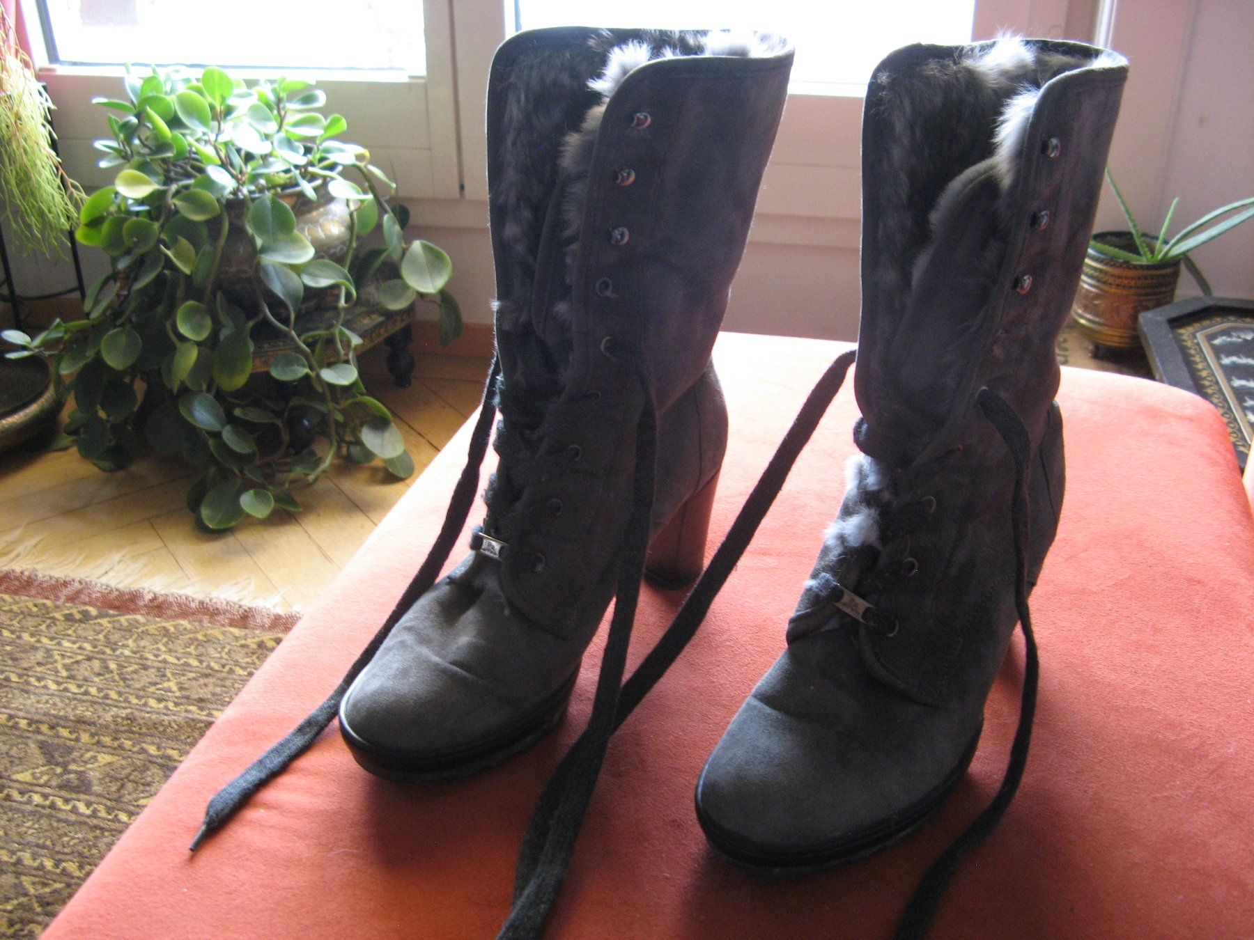Scarpe da donna: Stiefel grau Gr. 40,5 Hover – Usato da Zürich venduto da apil 1