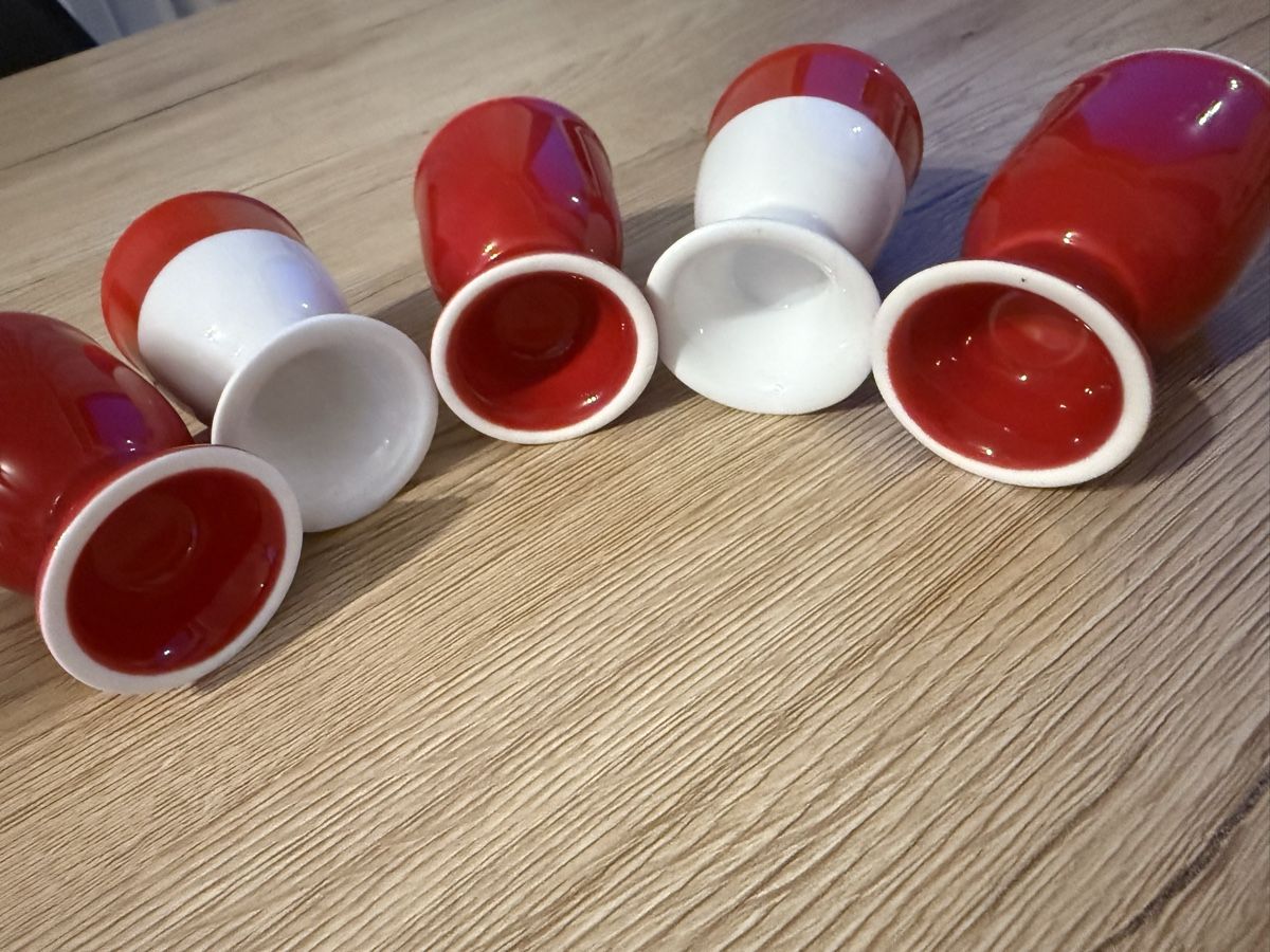 Altre Stoviglie: 5 Eierbecher rot/weiss im Vintage Stil – Usato da Wettingen venduto da Ni_la_lo 2