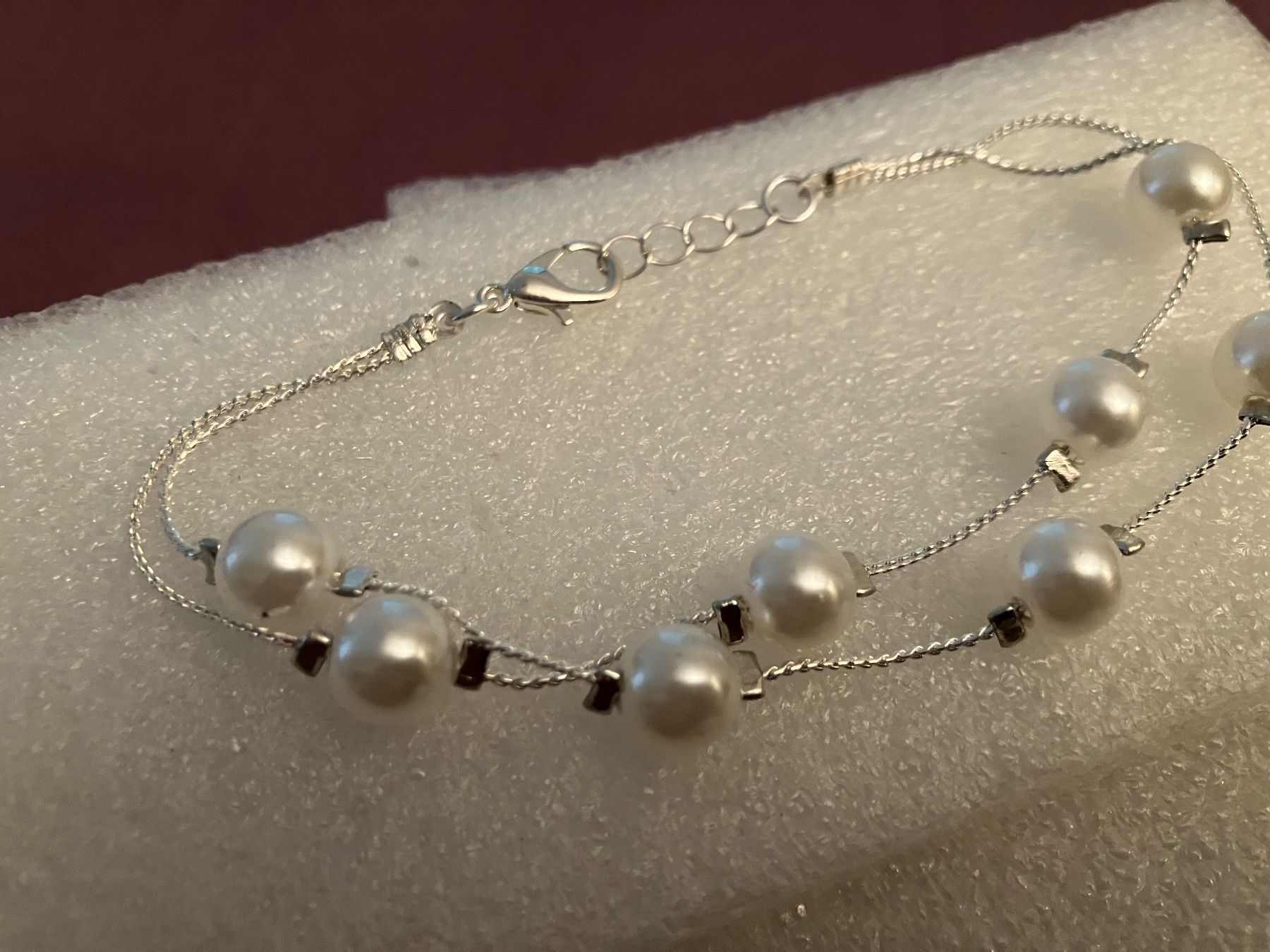 Bracciali & Braccialetti: Romantisches, silberfarbenes Armband mit Imitationsperlen, – Nuovo (secondo la descrizione) da Affoltern am Albis venduto da Dlotti 2