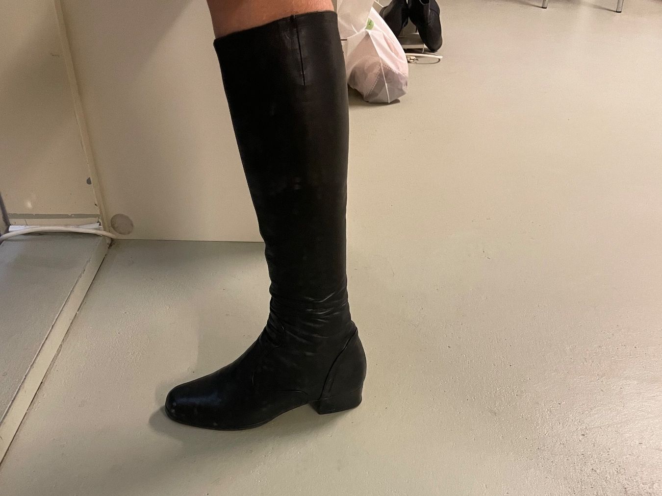 Damenschuhe: Lederstiefel schwarz 38,5 – Gebraucht aus Sissach von Gaemma 3