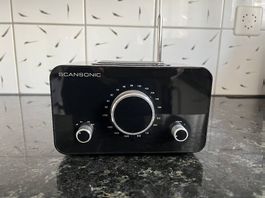 Scansonic R2 FM/AM Radio mit AUX anschluss