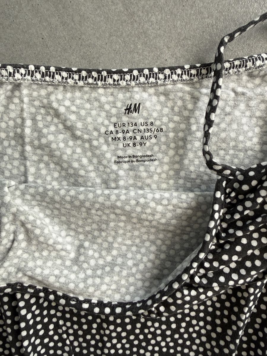 H&M Tute: Jumpsuit Grösse 134 – Usato da Mägenwil venduto da Bienchen8 1