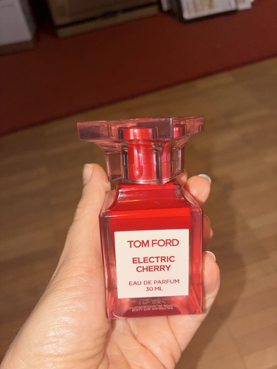 Tom Ford Profumi & Eau de Toilette: Tom Ford Electric cherry 🍒 – Usato da Laupen BE venduto da ole_l8gg