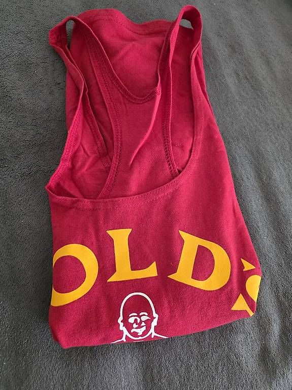 Top: GOLD GYM ROT GRÖSSE L – Usato da Reitnau venduto da cuorematto01
