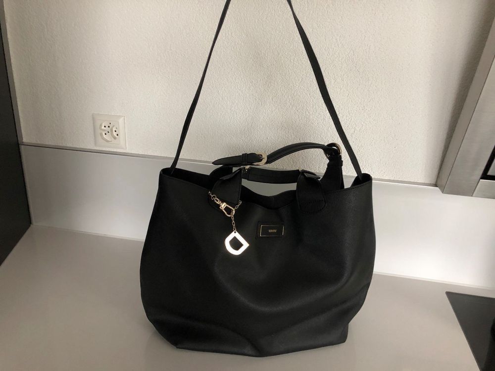 DKNY Sacs femmes: DKNY Tasche – D'occasion à Zug par IndiQueen 4