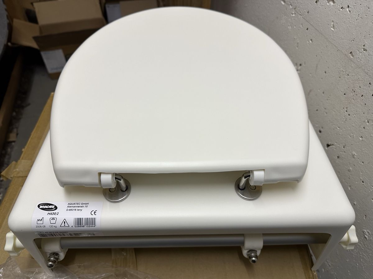 WC: Toilettensitzerhöhung. – Nuovo e nell'imballaggio originale da Bützberg venduto da Chisco 4