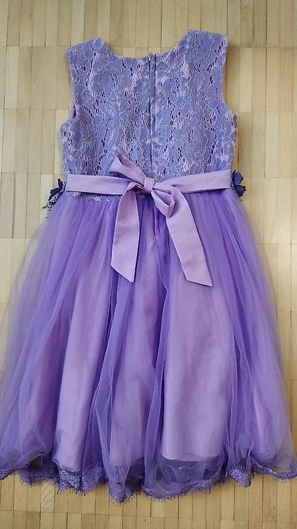 Vestiti & Gonne: Mädchen Festkleid Grösse 134 – Usato da Urdorf venduto da Silvie5 2