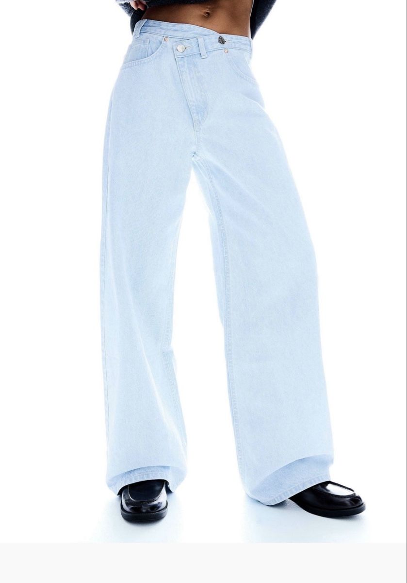 Bershka Jeans: Jeans Bershka NEU Gr. 34 – Nuovo (secondo la descrizione) da Zunzgen venduto da Snoops