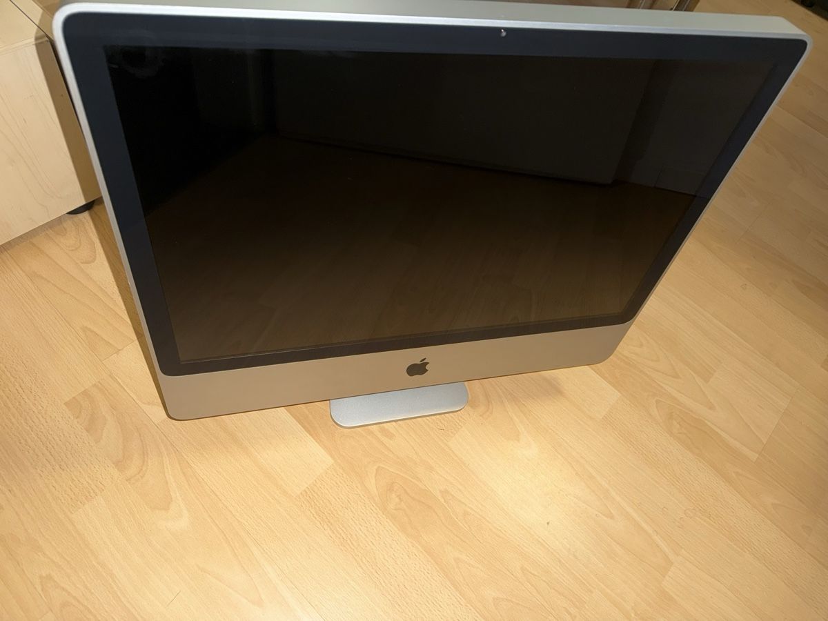 Apple PC: Apple iMac 21.5-inch + Keyboard & Mouse – Usato da Moosseedorf venduto da ram_c65w 1