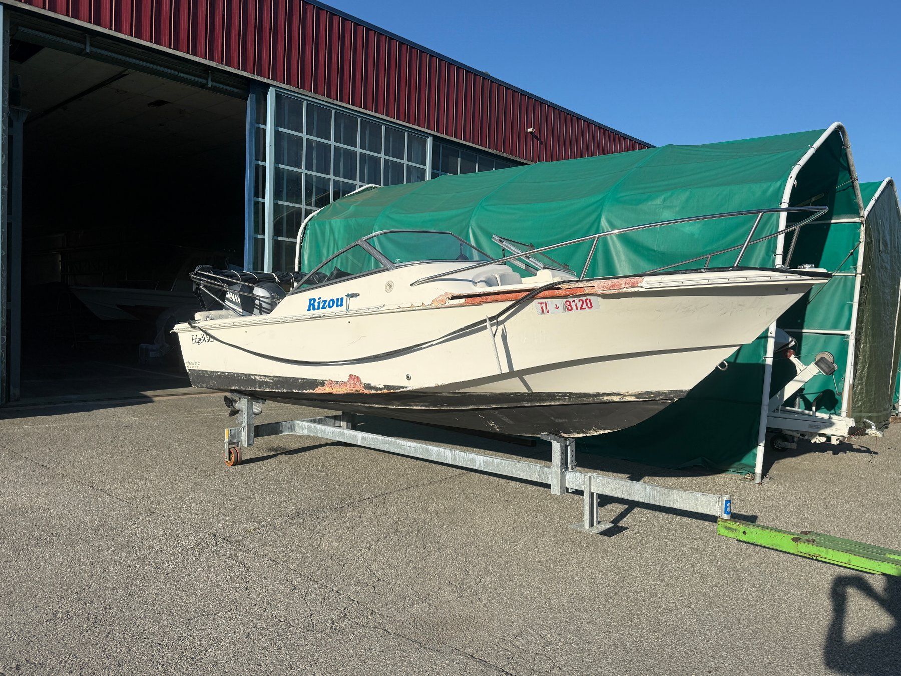 Edgewater Barche: Geschadet Boot mit motor 115 PS – Difettoso da Quartino venduto da 5franc 1