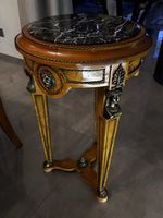Beistelltisch, antiker Stil