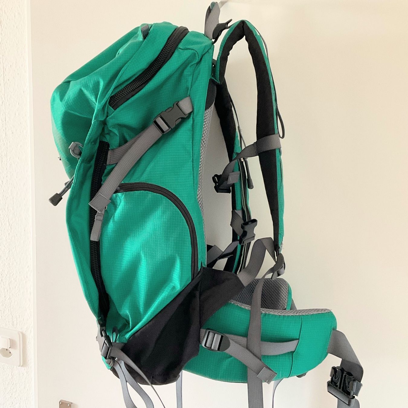 Zaini: Bach Shield 35 Rucksack Backpack – Nuovo (secondo la descrizione) da Zürich venduto da dee_75my 1