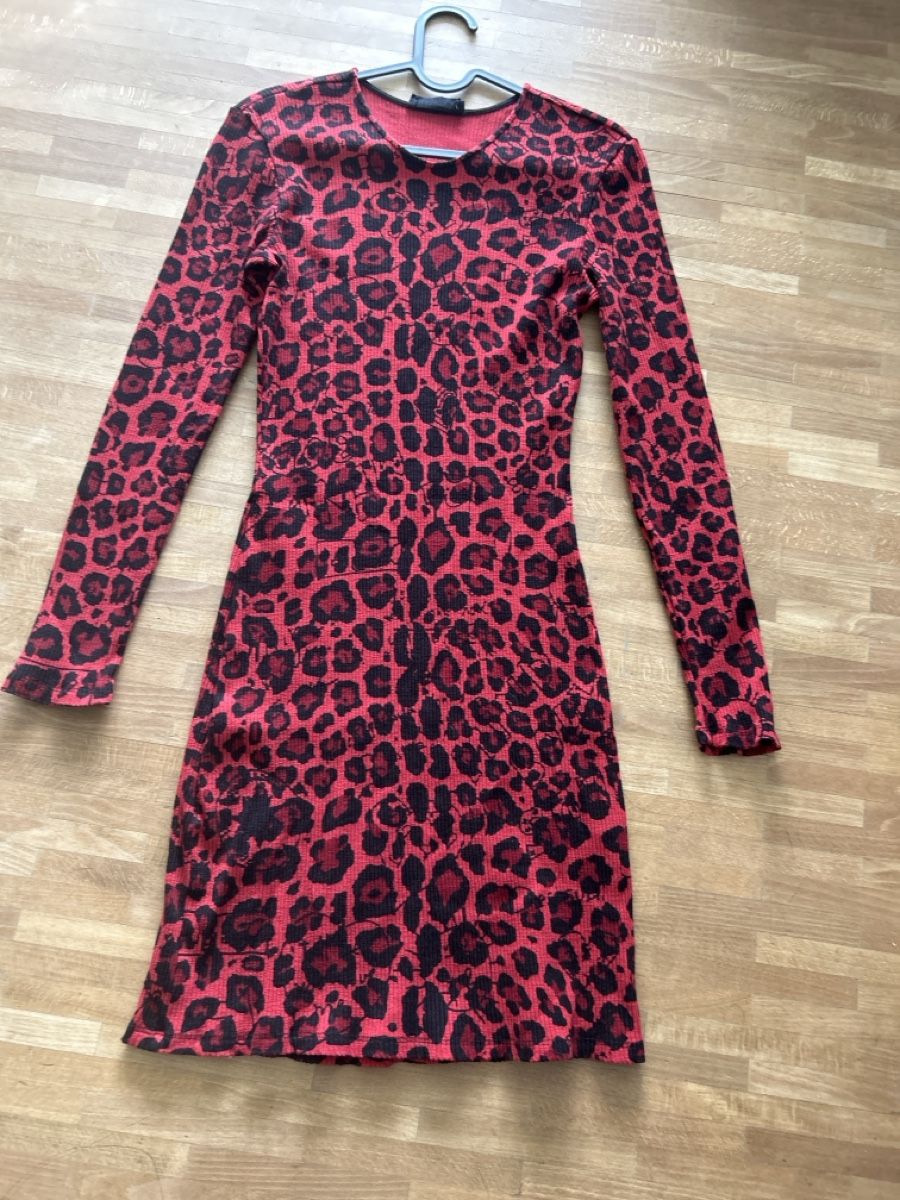 Desigual Vestiti: Desigual Kleid, Gr. 36, Rot mit Leo-Muster – Nuovo (secondo la descrizione) da Langnau im Emmental venduto da Iriss