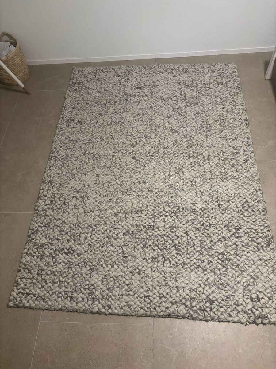 Bolia Tappeti: Bolia Wollteppich Teppich Loop grau 140x200 cm – Usato da Zürich venduto da car_9sdb 3