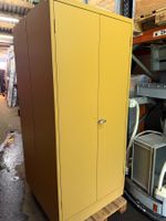 schöner tiefer Metallschrank lll90x50xH200cm, mit Schlüssel