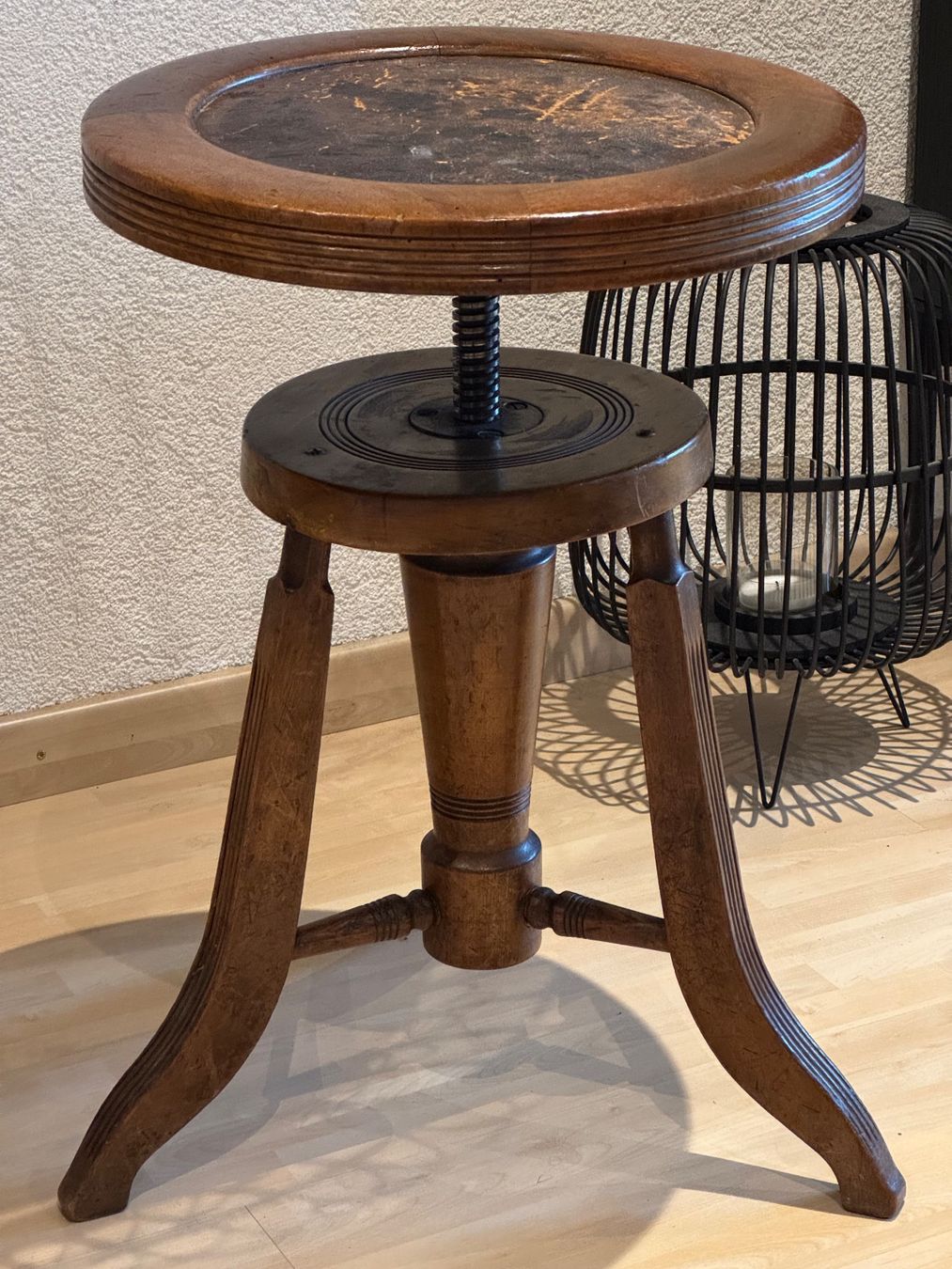 Sgabelli: Cooler Hocker – Usato da Neuendorf venduto da Sternenzauber17 2