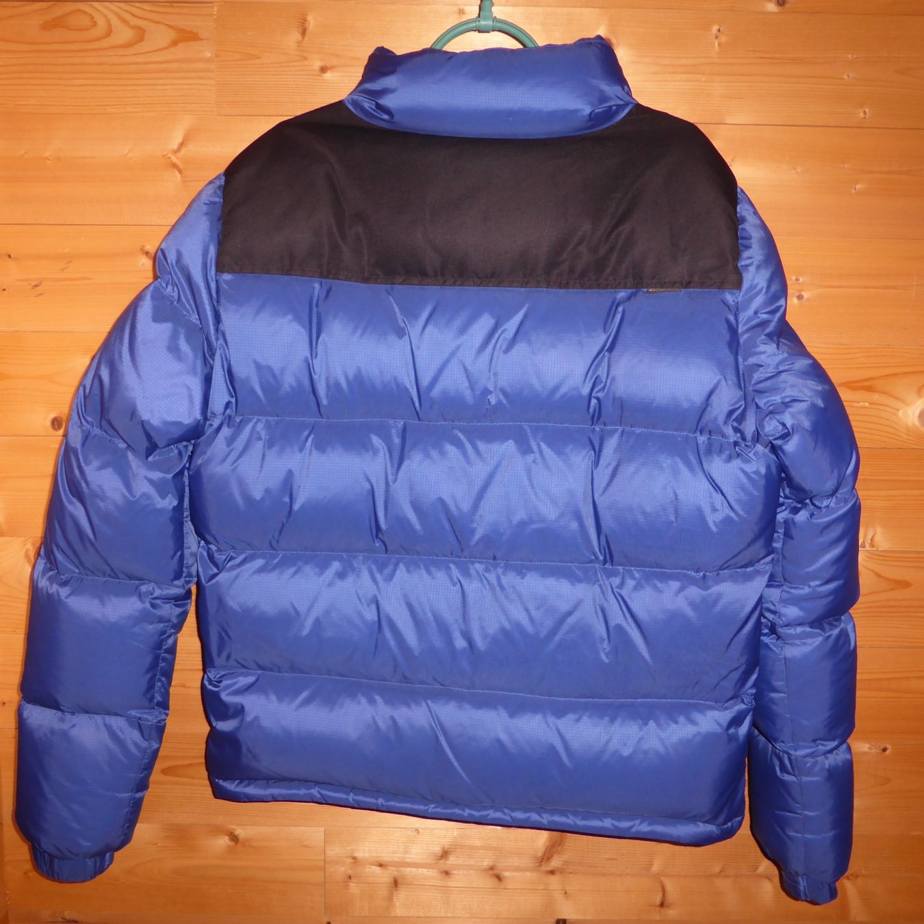 Superdry Giacche: Daunenjacke SUPERDRY, Gr. L – Usato da St.Gallen venduto da regenbogen5 2