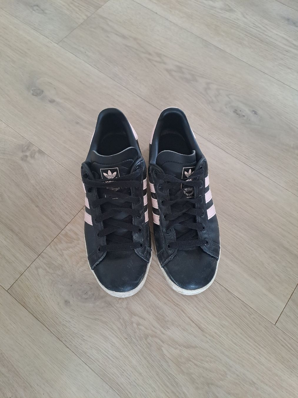 Adidas Damenschuhe: Adidas Campus, Taille 38, Noires et Roses. – Gebraucht aus Saignelégier von lei_y5w9 3
