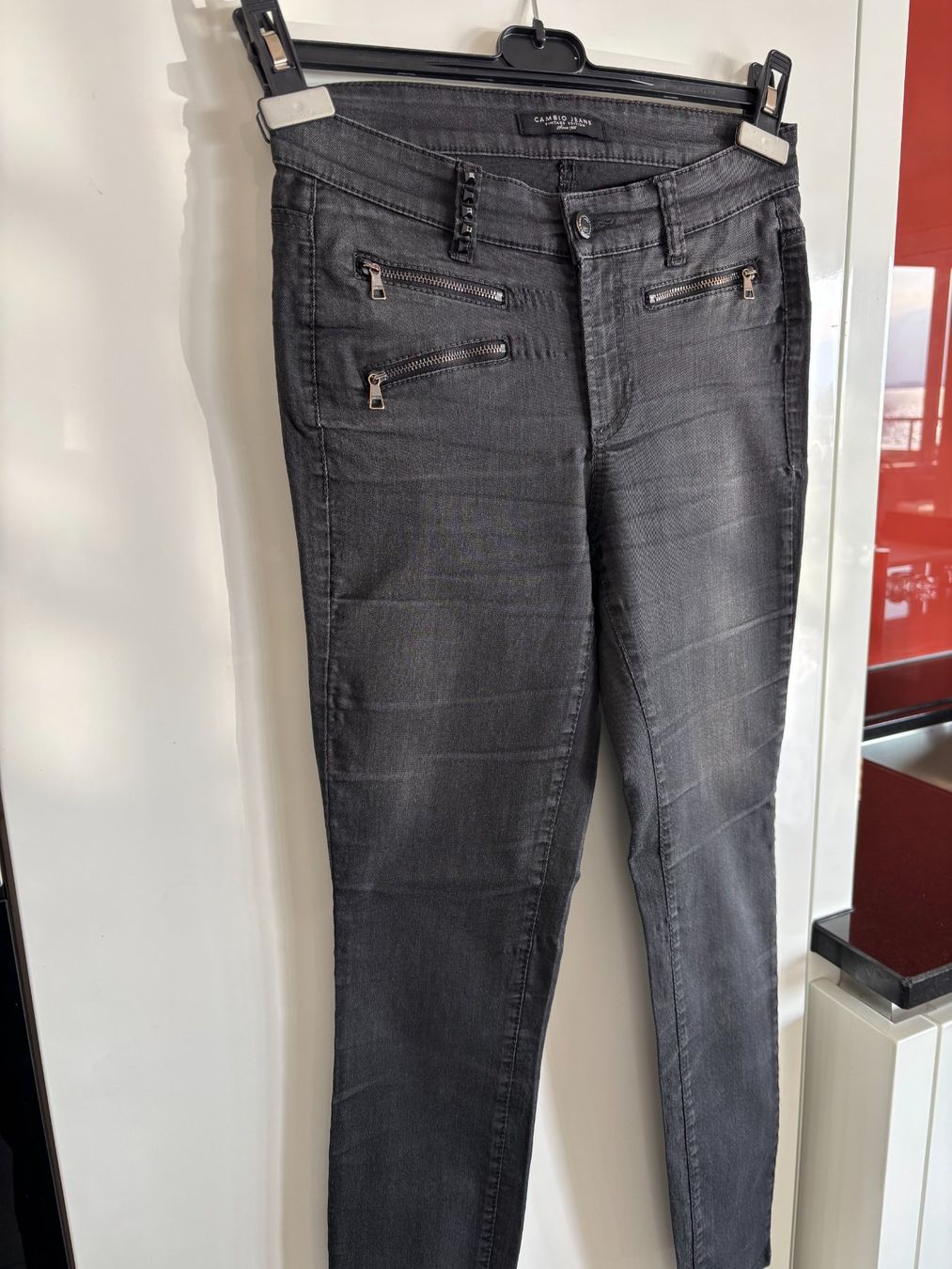 Cambio Jeans: Jeans Cambio, Vintage Edition, Superstretch Grösse 34 – Gebraucht aus schmerikon von nicole091 1