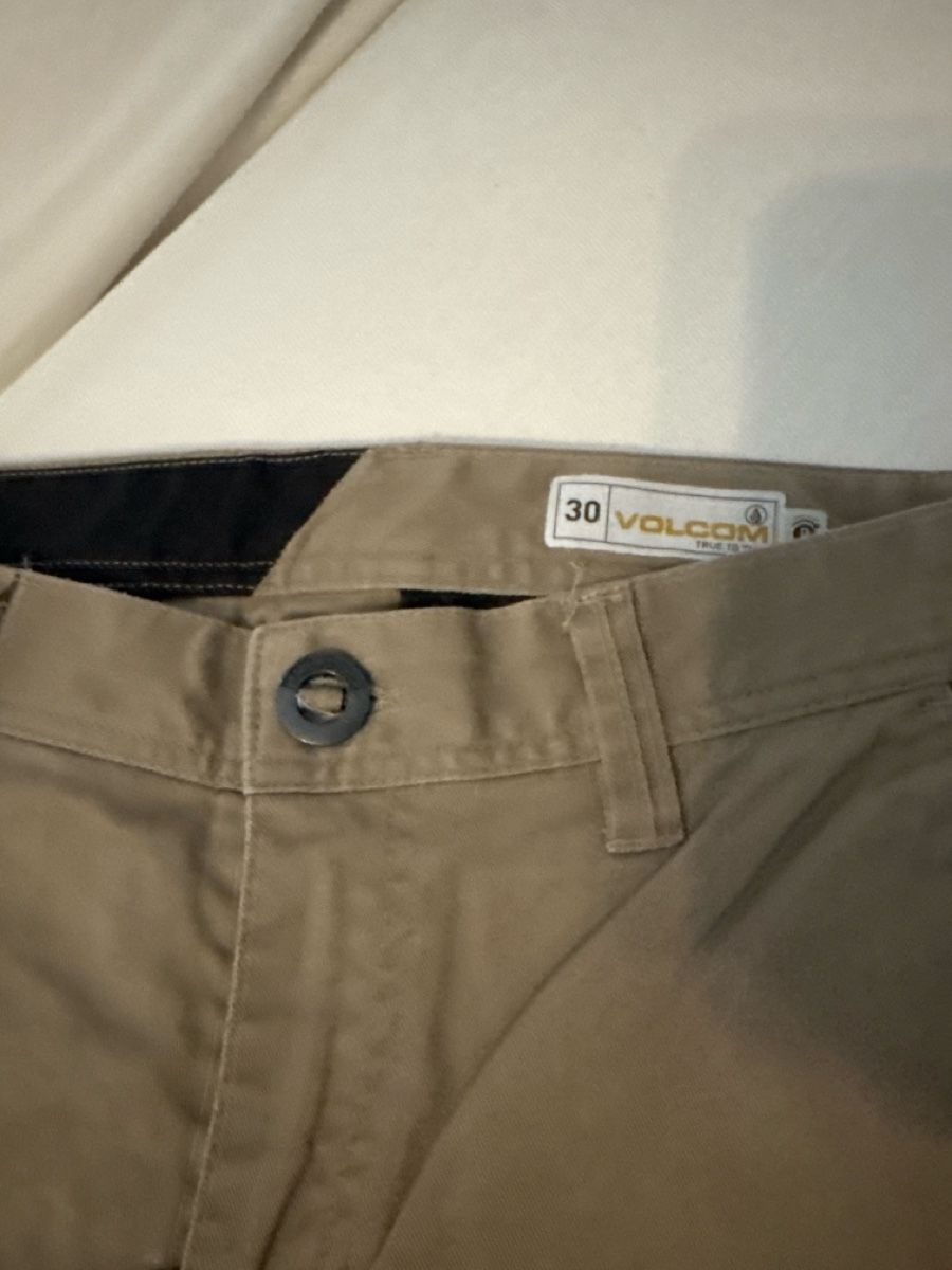 Volcom Hosen: Chinohose VOLCOM – Gebraucht aus Fürstenau von Du-01 1