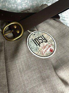 Pantaloni: +  nEue DaMenhoSe  + – Usato da Winkel venduto da zeho 2