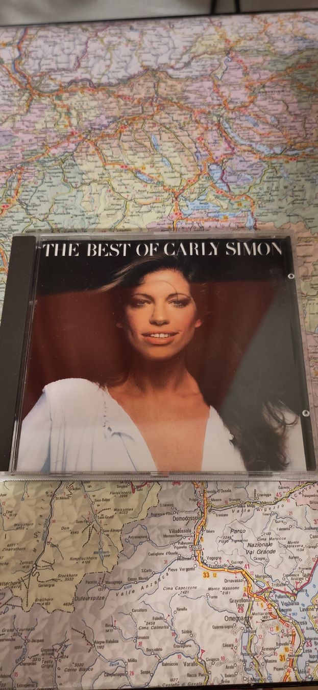 CD: The Best Of Carly Simon – Usato da Zürich venduto da Heldel
