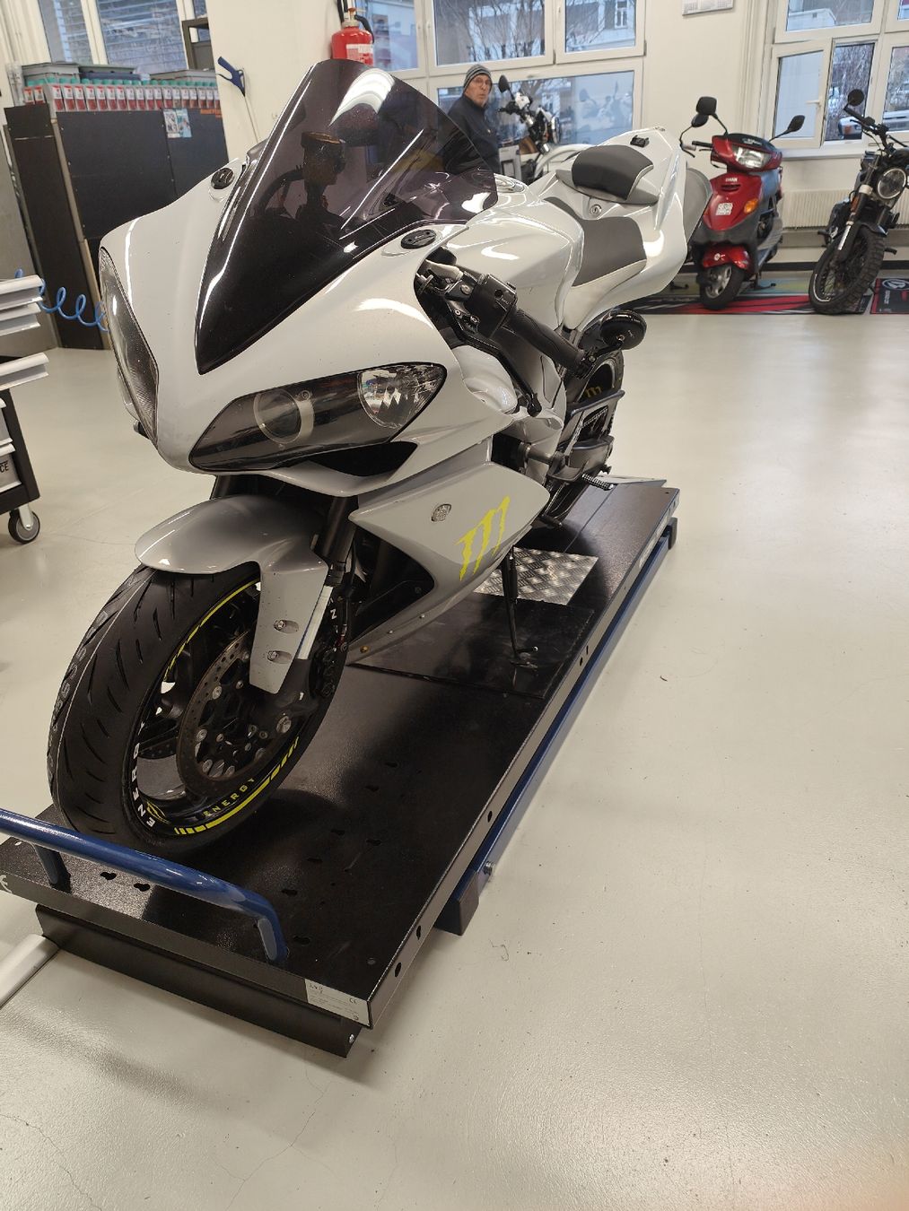 Yamaha Strasse: Yamaha R1 RN19 – Gebraucht aus Adliswil von tim_l8gv 1