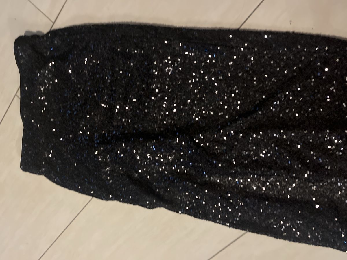 H&M Gonne: jupe doublée H&M – Nuovo (secondo la descrizione) da Icogne venduto da Molfo