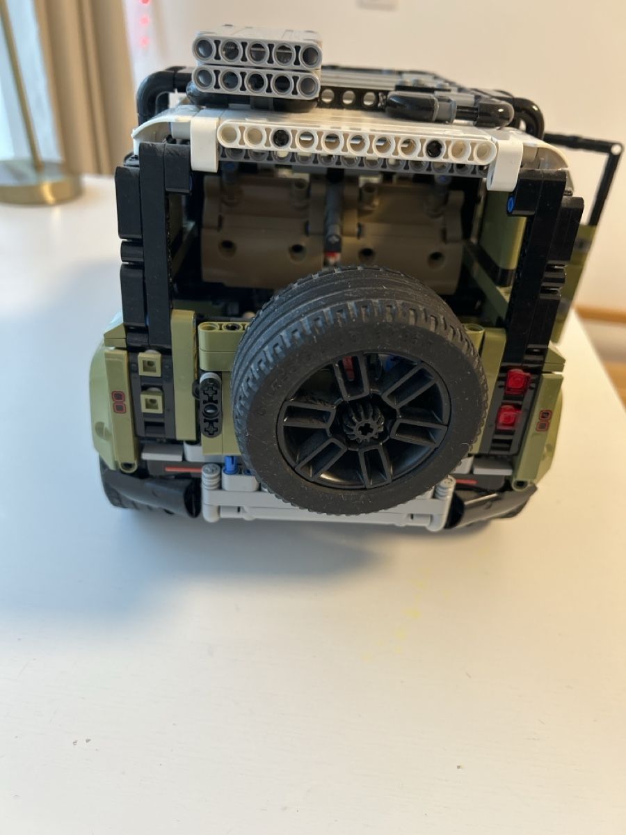 Land Rover Modellini d'auto: LEGO Technic 42110 Land Rover Defender – Usato da Zürich venduto da Sofaking1979 2